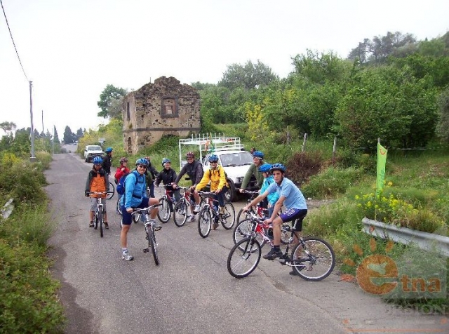  En bicicleta por las laderas del Etna 